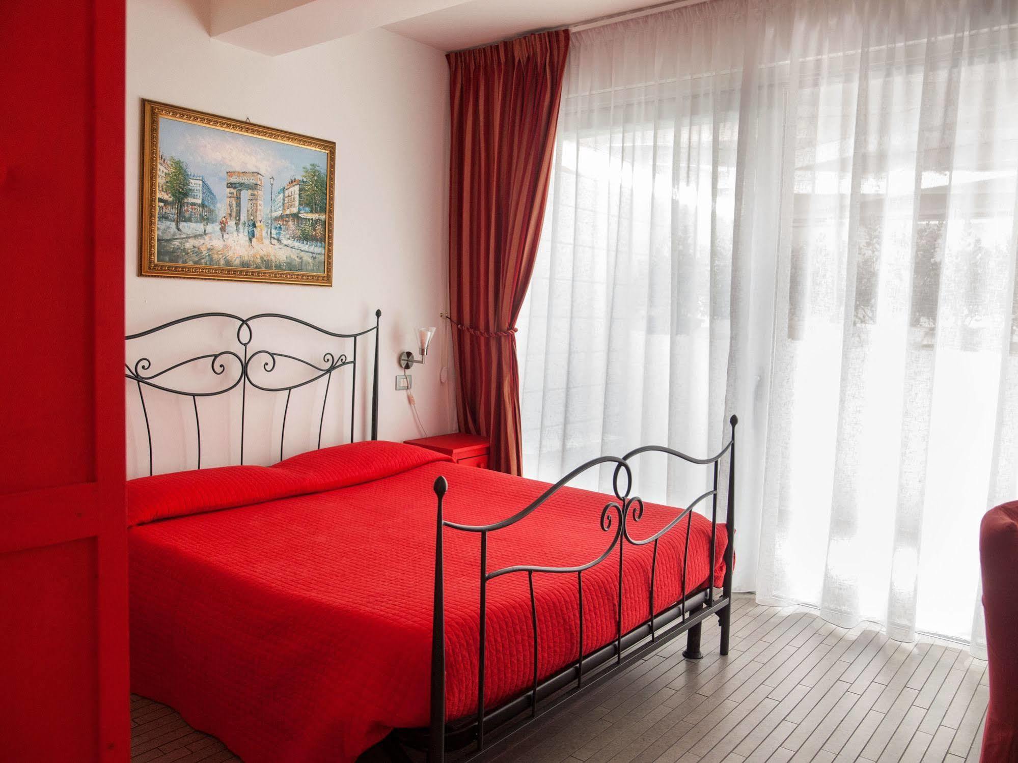 Casa Del Vento Bed and Breakfast Roccalumera Eksteriør billede